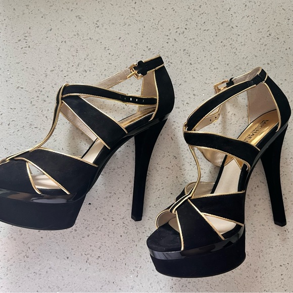 Michael Kors strappy high heel shoes - Picture 2 of 6